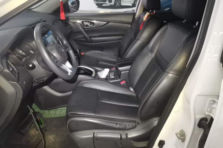 Used Nissan X-Trail 2017 2.0L CVT Comfort Edition 2WD Left Front Seat