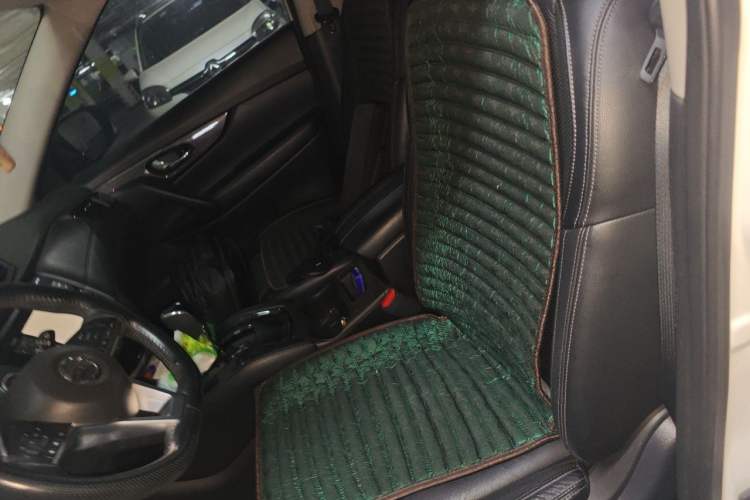 Used Nissan X-Trail 2017 2.0L CVT Comfort Edition 2WD Left Front Seat