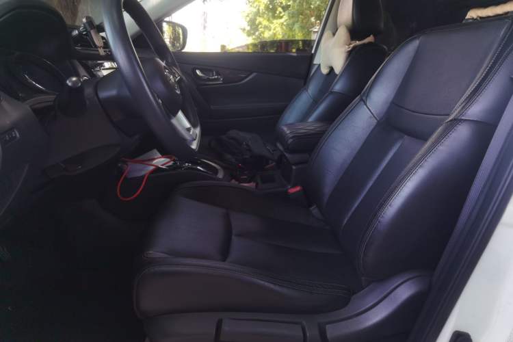 Used Nissan X-Trail 2017 2.0L CVT Comfort Edition 2WD Left Front Seat