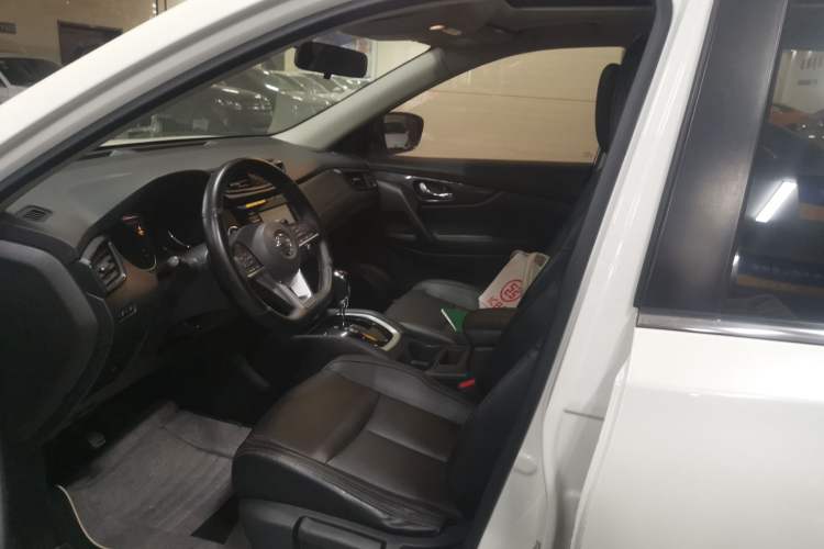 Used Nissan X-Trail 2017 2.0L CVT Comfort Edition 2WD Left Front Seat