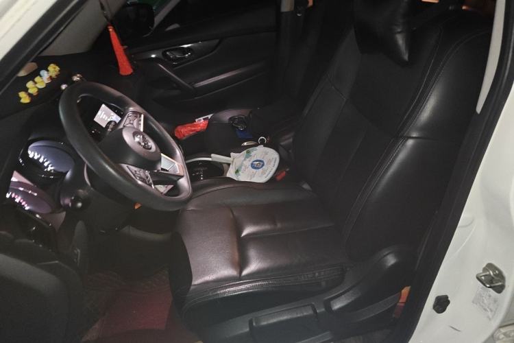 Used Nissan X-Trail 2017 2.0L CVT Comfort Edition 2WD Left Front Seat