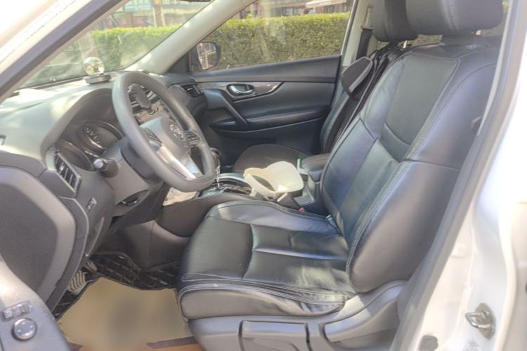 Used Nissan X-Trail 2017 2.0L CVT Comfort Edition 2WD Left Front Seat
