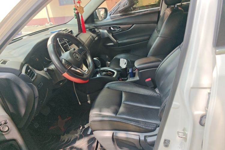 Used Nissan X-Trail 2017 2.0L CVT Comfort Edition 2WD Left Front Seat