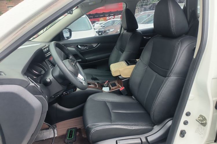 Used Nissan X-Trail 2017 2.0L CVT Comfort Edition 2WD Left Front Seat