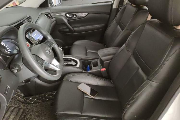 Used Nissan X-Trail 2017 2.0L CVT Comfort Edition 2WD Left Front Seat