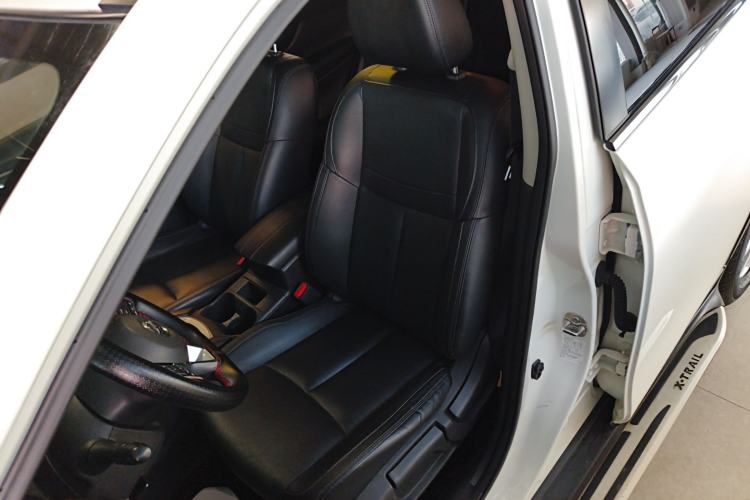 Used Nissan X-Trail 2017 2.0L CVT Comfort Edition 2WD Left Front Seat