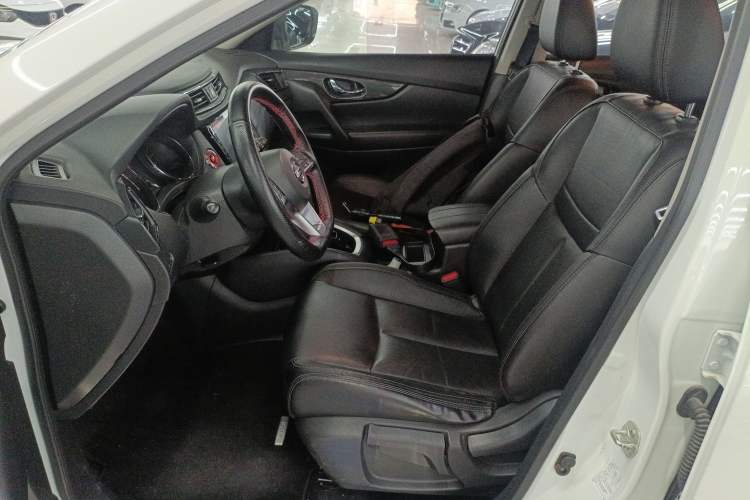 Used Nissan X-Trail 2017 2.0L CVT Comfort Edition 2WD Left Front Seat