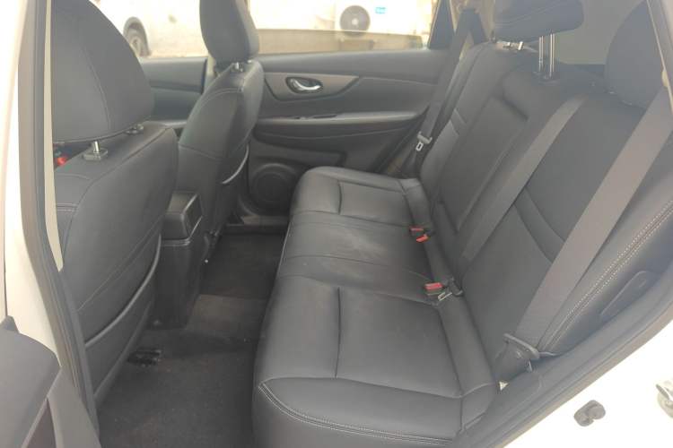 Used Nissan X-Trail 2017 2.0L Manual Classic Edition 2WD Left Rear Seat