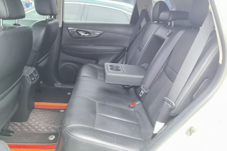 Used Nissan X-Trail 2017 2.0L CVT Comfort Edition 2WD Left Rear Seat