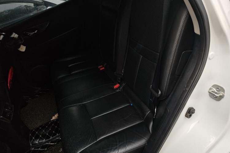 Used Nissan X-Trail 2017 2.0L CVT Comfort Edition 2WD Left Rear Seat