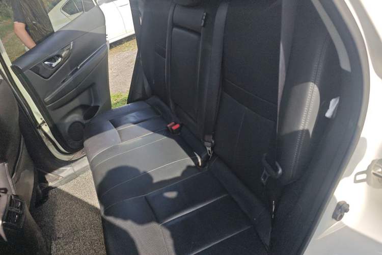 Used Nissan X-Trail 2017 2.0L CVT Comfort Edition 2WD Left Rear Seat