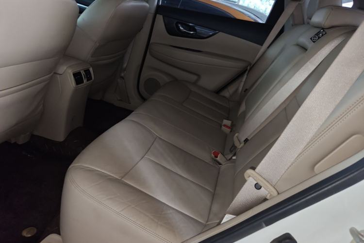 Used Nissan X-Trail 2017 2.0L CVT Comfort Edition 2WD Left Rear Seat