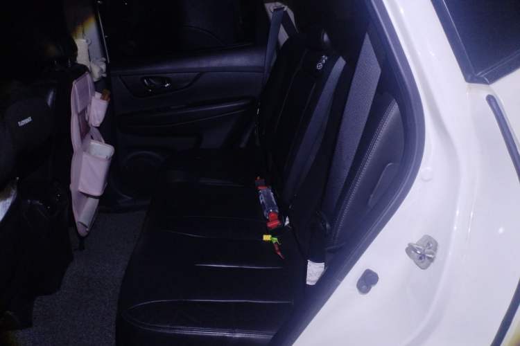 Used Nissan X-Trail 2017 2.0L CVT Comfort Edition 2WD Left Rear Seat