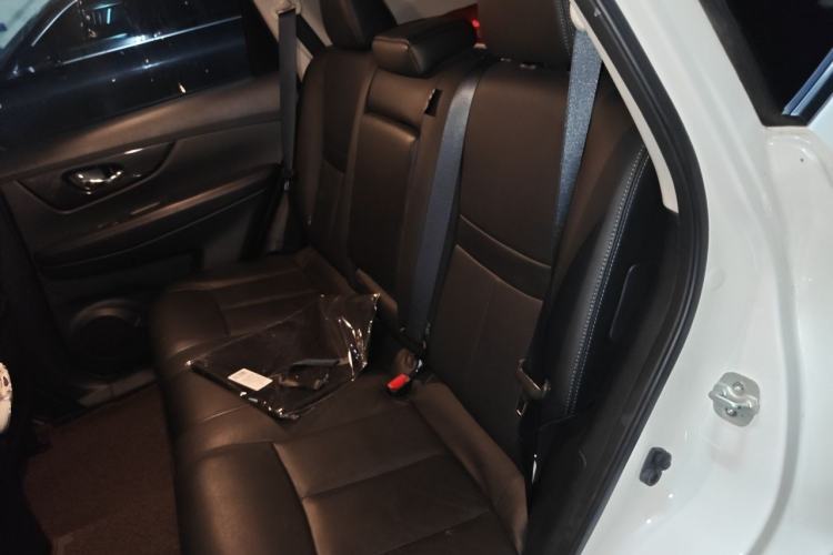Used Nissan X-Trail 2017 2.0L CVT Comfort Edition 2WD Left Rear Seat