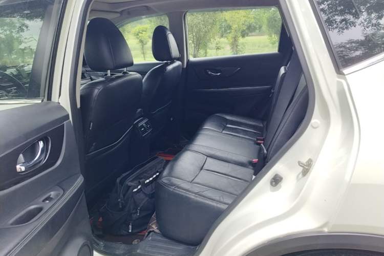 Used Nissan X-Trail 2017 2.0L CVT Comfort Edition 2WD Left Rear Seat