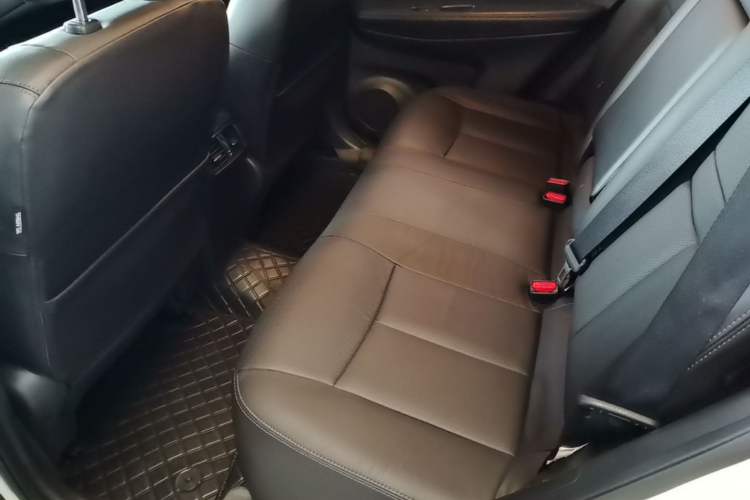 Used Nissan X-Trail 2017 2.5L CVT Luxury Edition 4WD Left Rear Seat