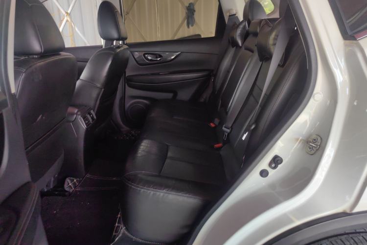 Used Nissan X-Trail 2017 2.0L CVT Comfort Edition 2WD Left Rear Seat