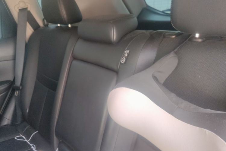 Used Nissan X-Trail 2017 2.0L CVT Comfort Edition 2WD Left Rear Seat