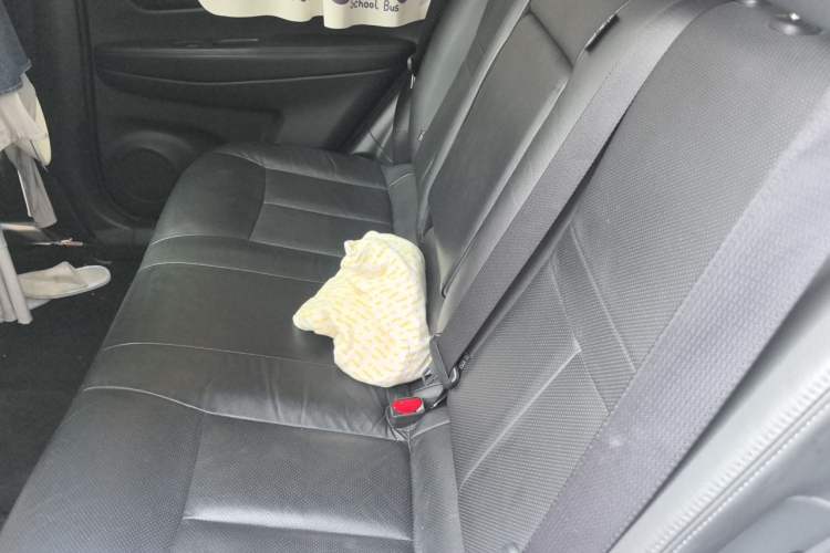 Used Nissan X-Trail 2017 2.0L CVT Comfort Edition 2WD Left Rear Seat