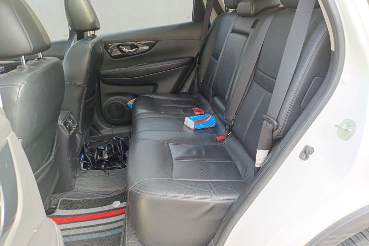 Used Nissan X-Trail 2017 2.5L CVT Luxury Edition 4WD Left Rear Seat