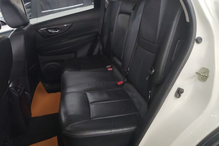 Used Nissan X-Trail 2017 2.0L CVT Comfort Edition 2WD Left Rear Seat