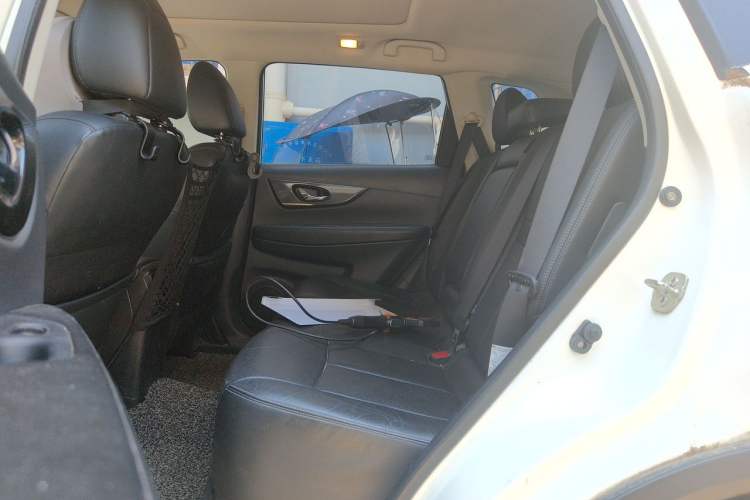 Used Nissan X-Trail 2017 2.0L CVT Comfort Edition 2WD Left Rear Seat