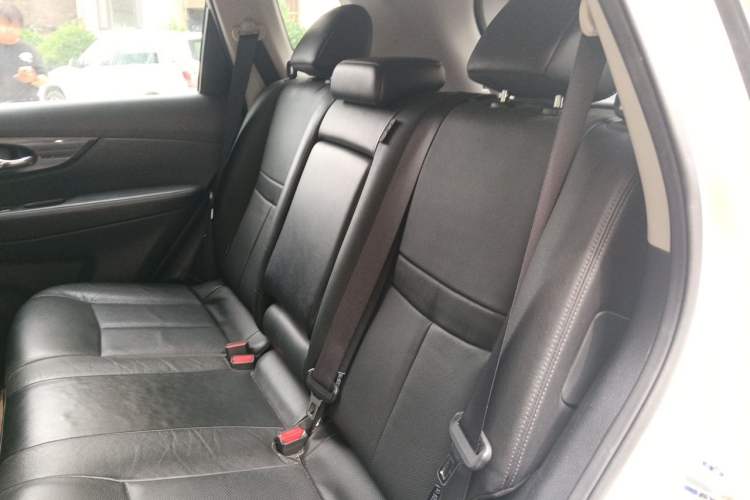 Used Nissan X-Trail 2017 2.0L CVT Comfort Edition 2WD Left Rear Seat