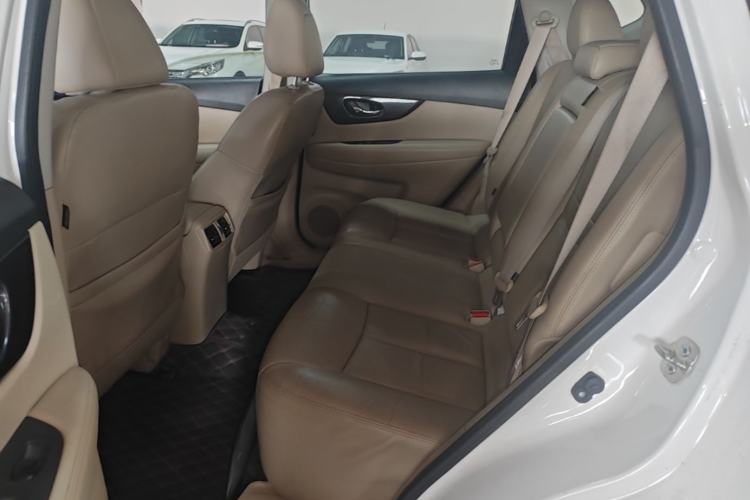 Used Nissan X-Trail 2017 2.0L CVT Comfort Edition 2WD Left Rear Seat