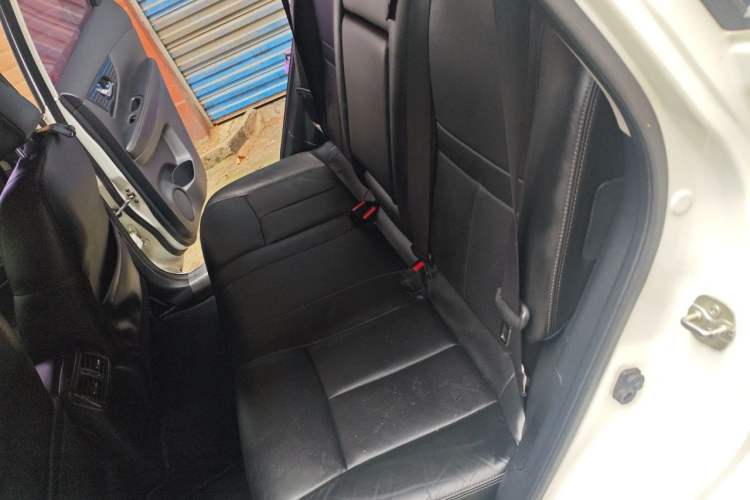 Used Nissan X-Trail 2017 2.5L CVT Leading Edition 4WD Left Rear Seat