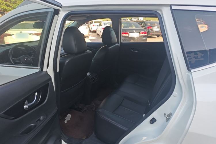 Used Nissan X-Trail 2017 2.0L CVT Comfort Edition 2WD Left Rear Seat