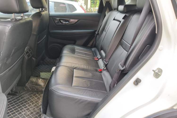 Used Nissan X-Trail 2017 2.0L CVT Comfort Edition 2WD Left Rear Seat