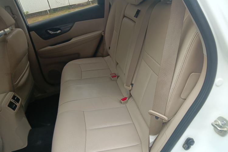 Used Nissan X-Trail 2017 2.0L CVT Comfort Edition 2WD Left Rear Seat