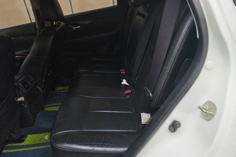 Used Nissan X-Trail 2017 2.0L CVT Comfort Edition 2WD Left Rear Seat