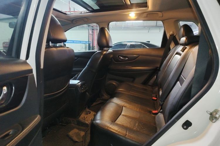 Used Nissan X-Trail 2017 2.0L CVT Comfort Edition 2WD Left Rear Seat
