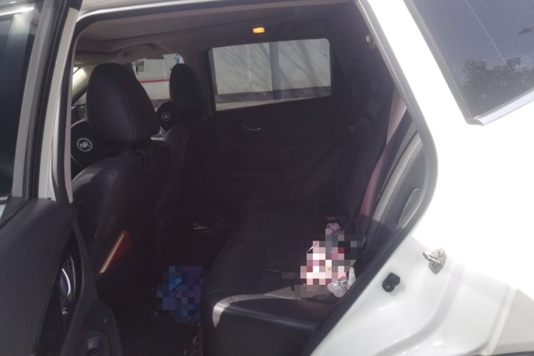 Used Nissan X-Trail 2017 2.5L CVT Leading Edition 4WD Left Rear Seat