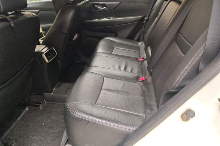 Used Nissan X-Trail 2017 2.0L CVT Comfort Edition 2WD Left Rear Seat