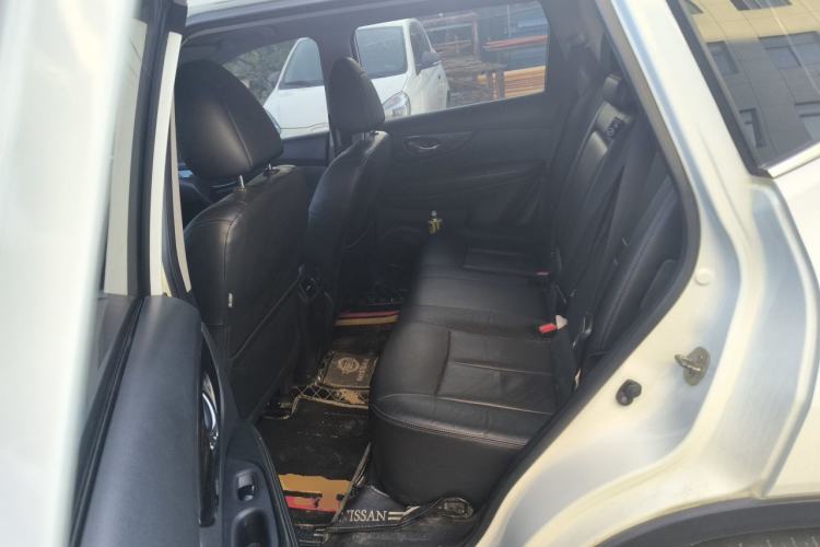 Used Nissan X-Trail 2017 2.0L CVT Comfort Edition 2WD Left Rear Seat