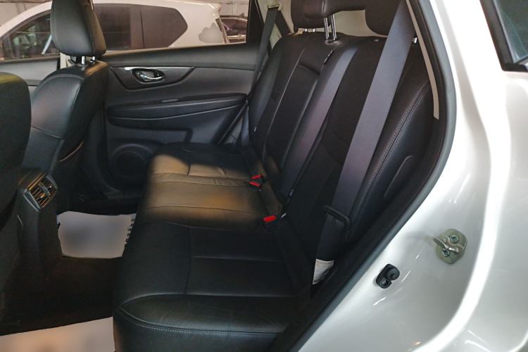 Used Nissan X-Trail 2017 2.0L CVT Comfort Edition 2WD Left Rear Seat