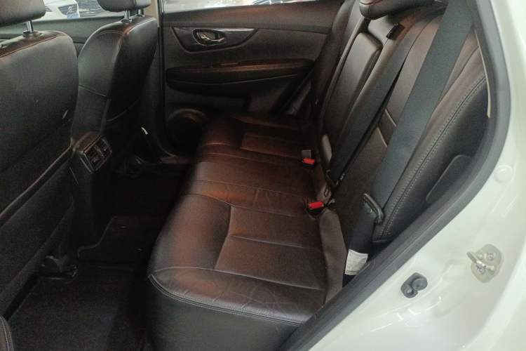 Used Nissan X-Trail 2017 2.0L CVT Comfort Edition 2WD Left Rear Seat
