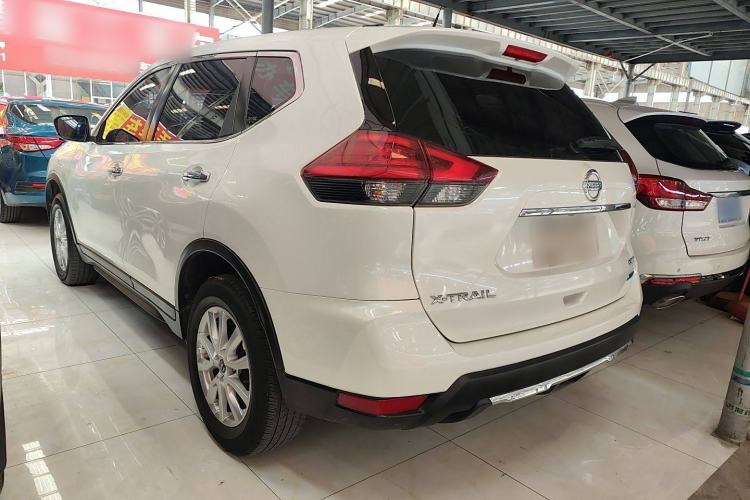 Used Nissan X-Trail 2017 2.0L CVT Comfort Edition 2WD Left Side
