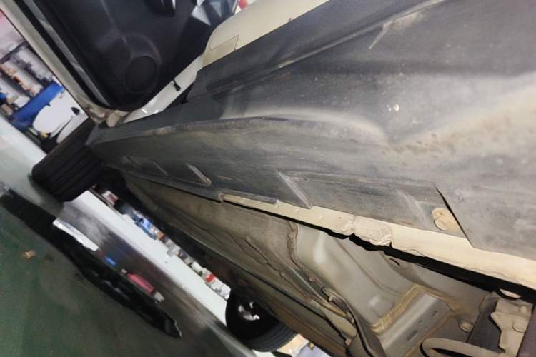 Used Nissan X-Trail 2017 2.0L CVT Comfort Edition 2WD Left Side Sill