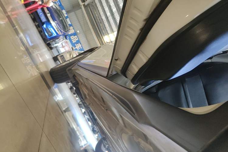 Used Nissan X-Trail 2017 2.0L CVT Comfort Edition 2WD Left Side Sill