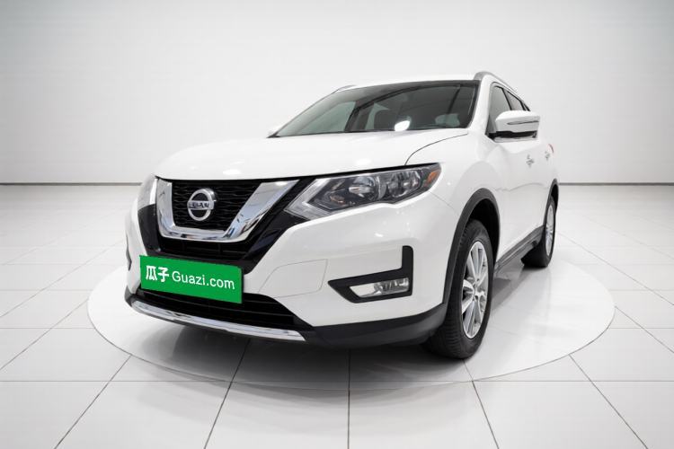 Używany Nissan X-Trail 2017 2.0L CVT Comfort Edition 2WD Guazi used car, China used car export, Used car for sale, Used cars, Cheapest cars for sale