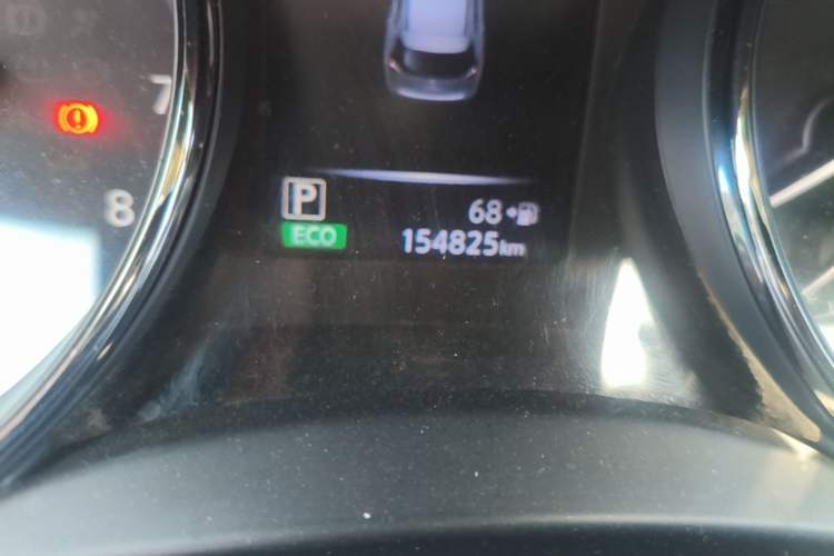 Used Nissan X-Trail 2017 2.0L CVT Comfort Edition 2WD Odometer Close Up
