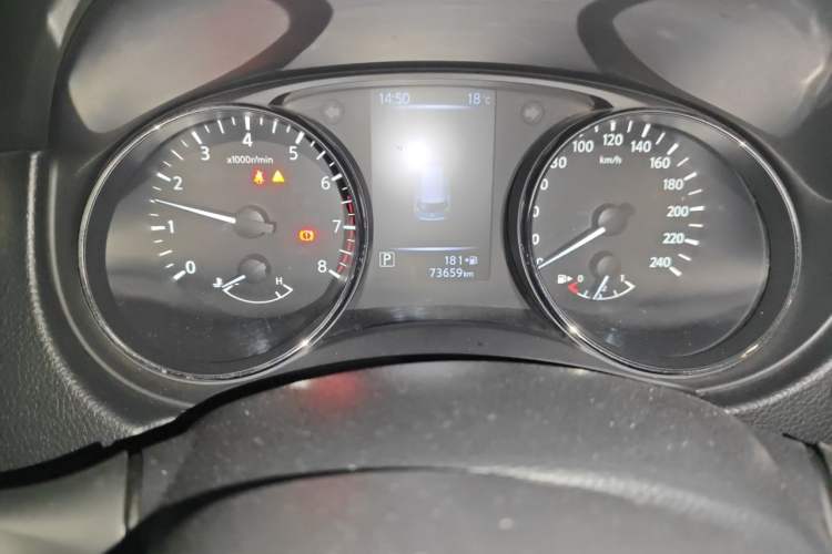 Used Nissan X-Trail 2017 2.0L CVT Comfort Edition 2WD Odometer Close Up