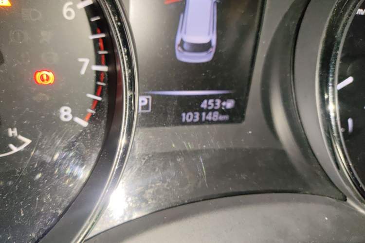 Used Nissan X-Trail 2017 2.0L CVT Comfort Edition 2WD Odometer Close Up