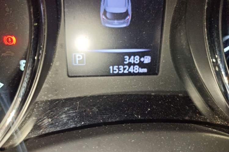 Used Nissan X-Trail 2017 2.0L CVT Comfort Edition 2WD Odometer Close Up