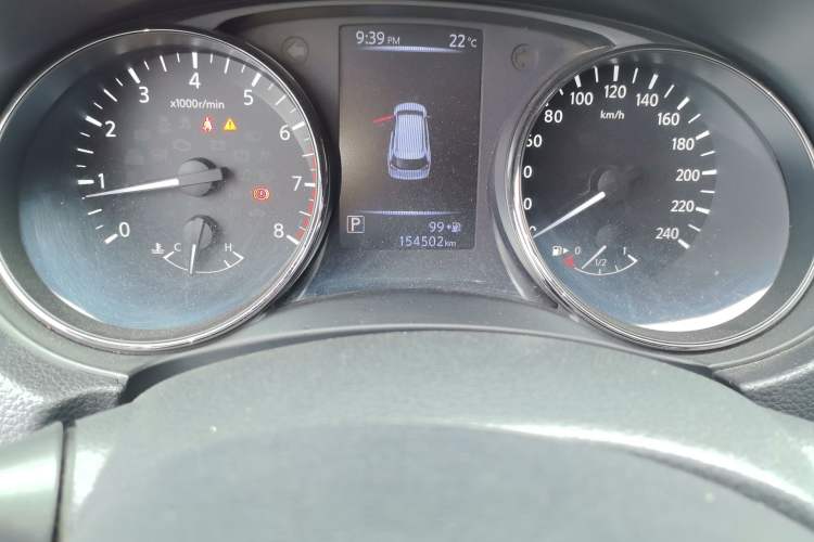 Used Nissan X-Trail 2017 2.0L CVT Comfort Edition 2WD Odometer Close Up