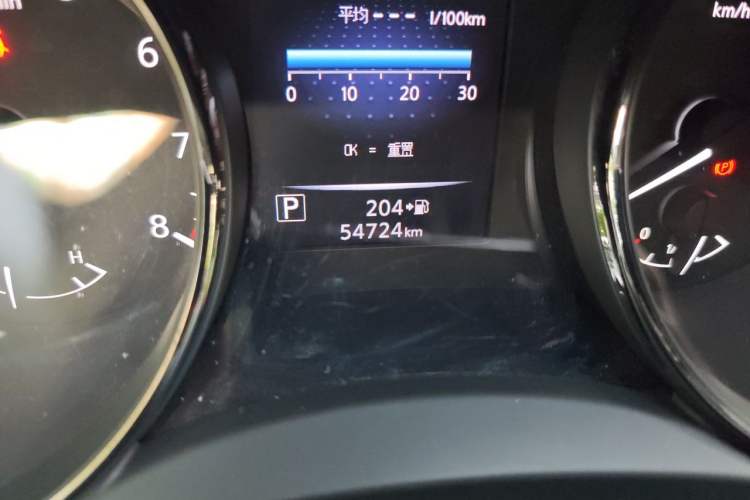 Used Nissan X-Trail 2017 2.5L CVT Luxury Edition 4WD Odometer Close Up