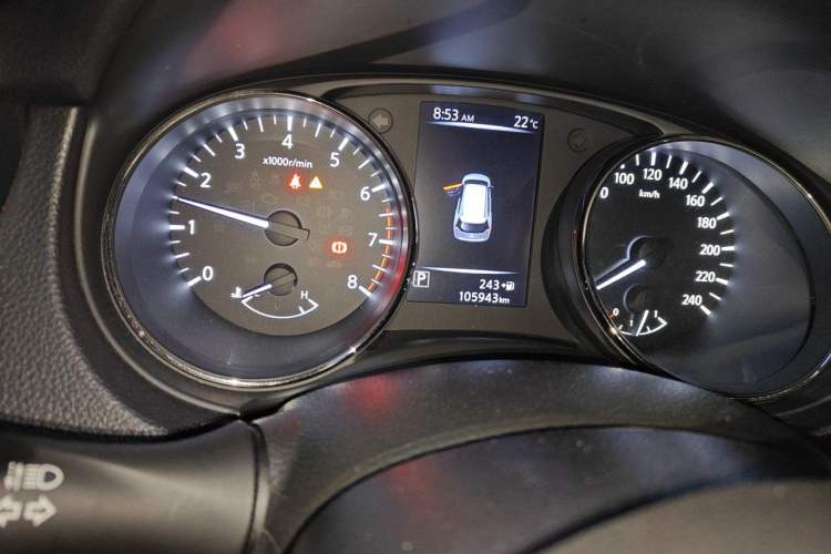Used Nissan X-Trail 2017 2.0L CVT Smart Enjoyment Version 2WD Odometer Close Up